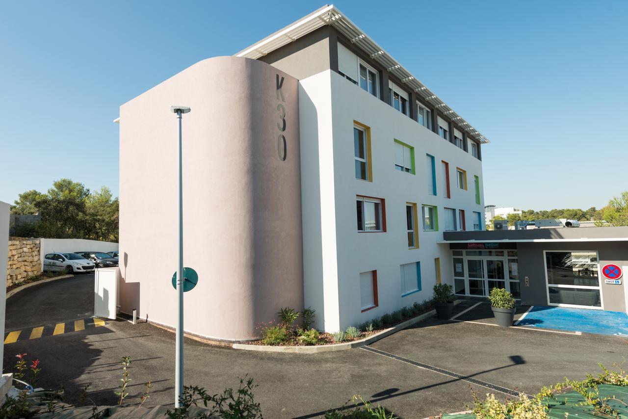 Residence Uxco Kampus 30 Ex Suiteasy Nîmes Eksteriør billede